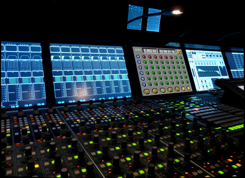 Soundmaster ION touch screen at interaudio